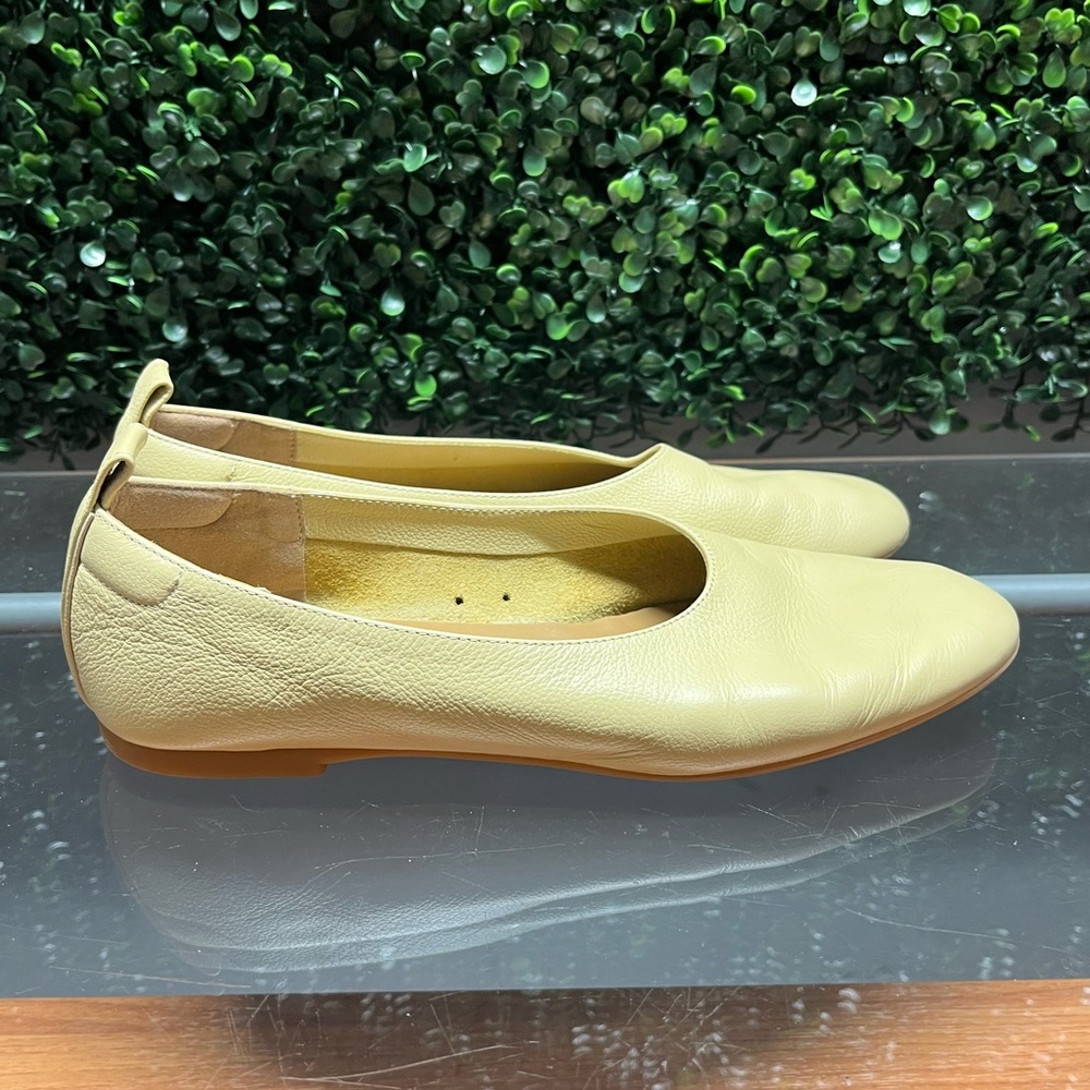 Everlane Cream Leather Loafers